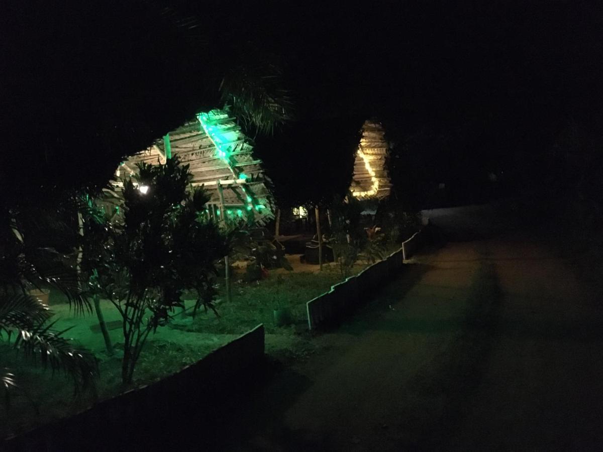 Tree House Hostel Sigiriya Luaran gambar